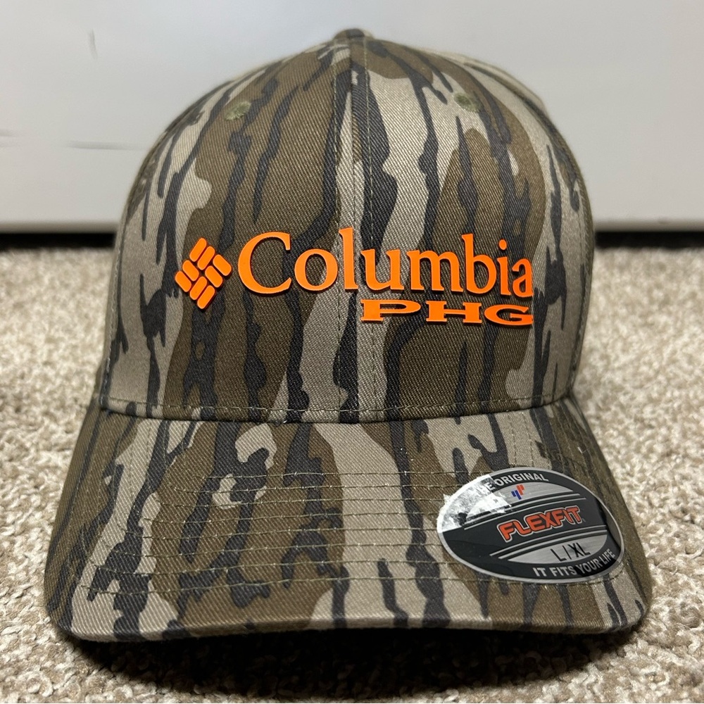 Dallas Cowboys Columbia PHG Camo FlexFit Hat